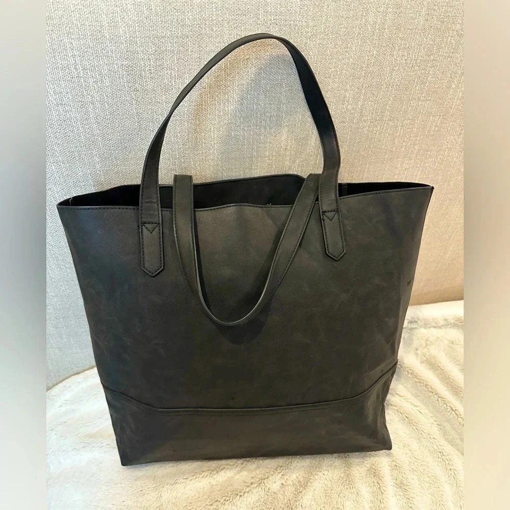 Elegant Black Tote Bag